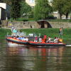 www.elbe-erleben.de - Mit so nem Schlauchboot macht´s auf der Elbe auch sicher Spaß